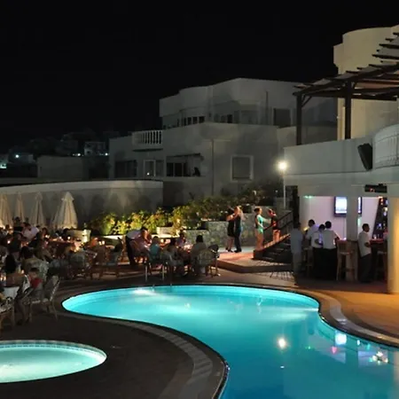 Beautiful Private In Prime Position With Fabulous Sea Views Гюмюшлюк