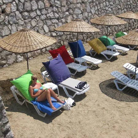 Дом отдыха Beautiful Private In Prime Position With Fabulous Sea Views